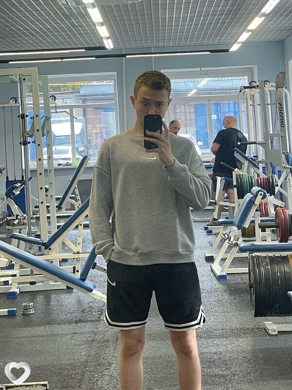 Алексей, 18, Тюмени — анкета №3098156