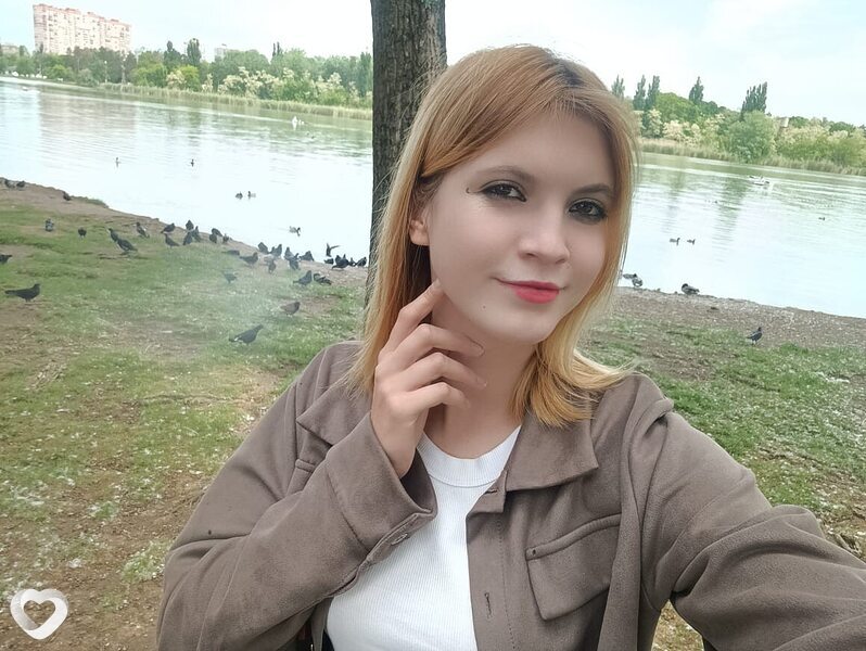 Виктория, Ленинградская