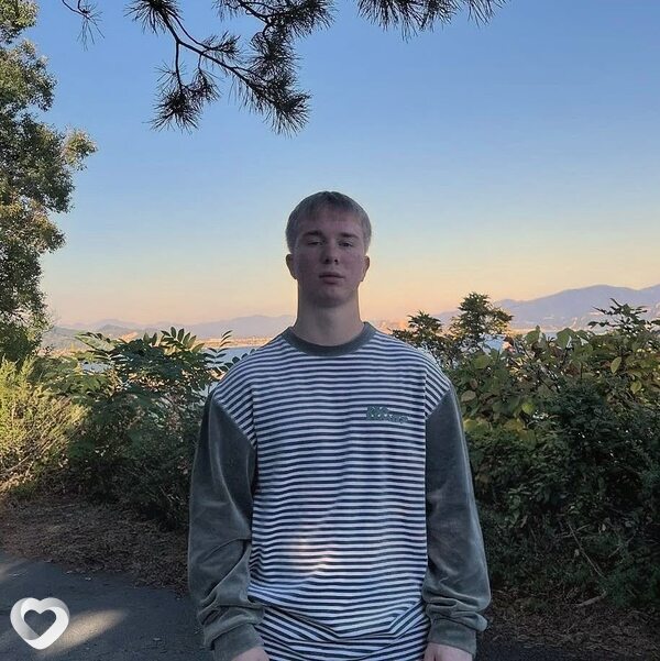 Алексей, 20, Находке — анкета №3098874