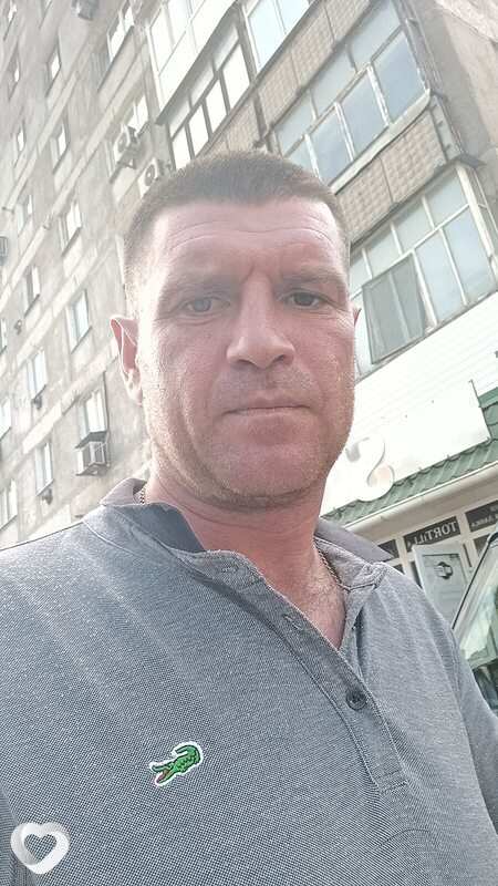 Дмитрий, 39, Торезе — анкета №3099679
