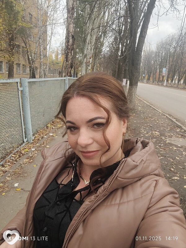 Галина, Харцызск