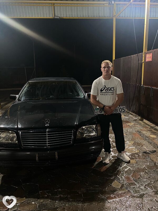 Adil, 23, Алматы — анкета №3099874