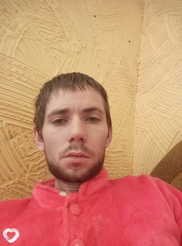 Толя, 29, Днепр — анкета №3100272
