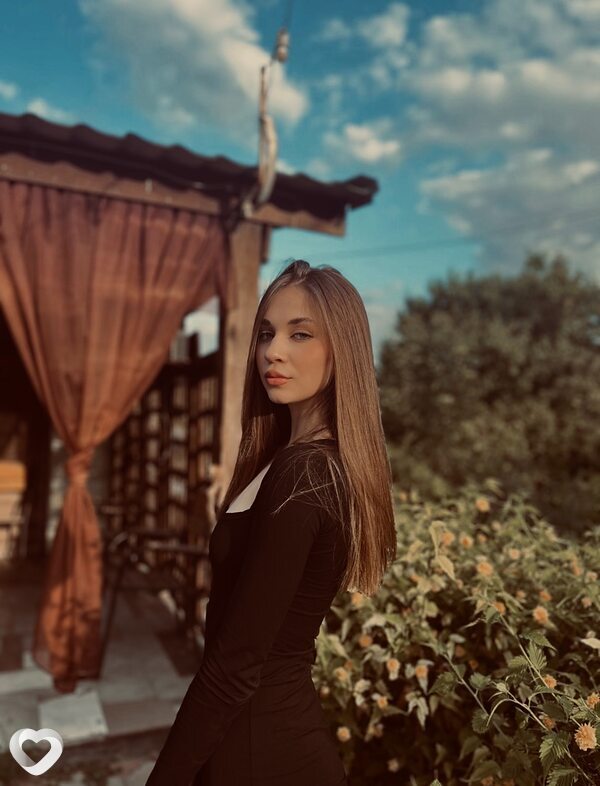 Даша, 19, Кривое Роге — анкета №3100154