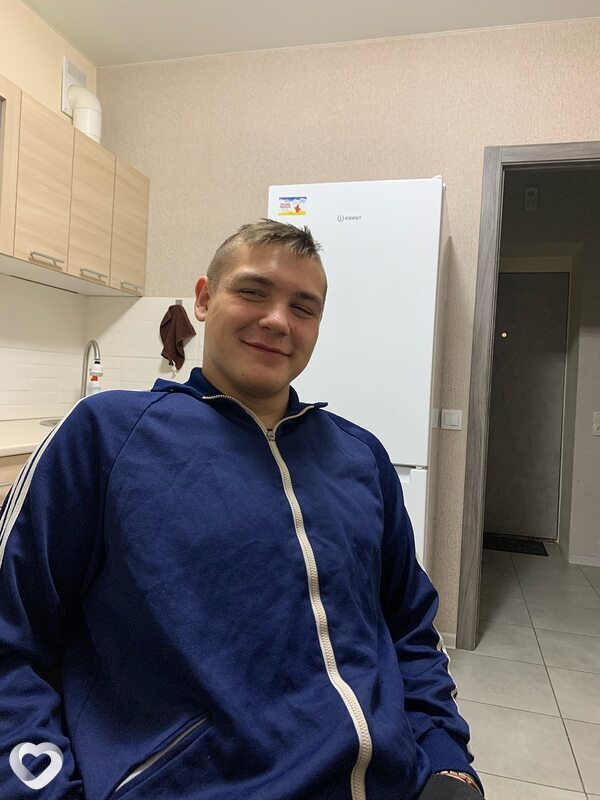 Антон, 22, Познань — анкета №3100459