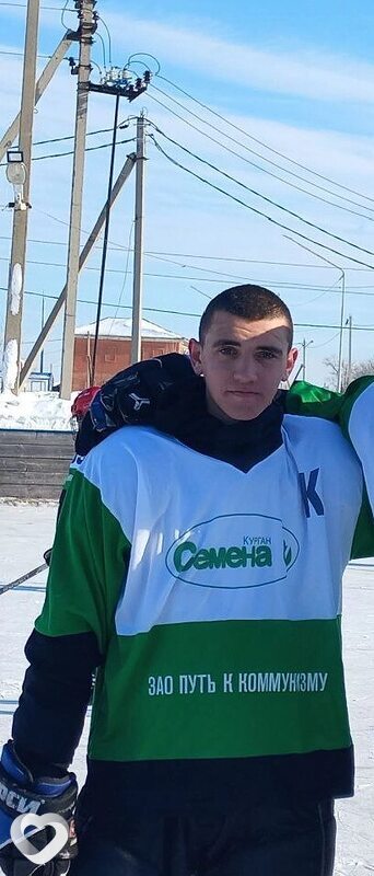 Александр, 19, Кургане — анкета №3100802
