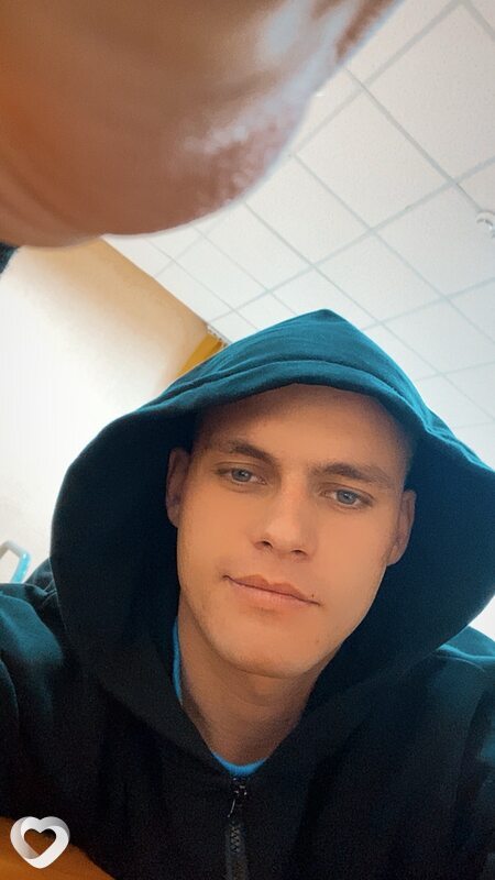 Андрей, 25, Омске — анкета №3101186