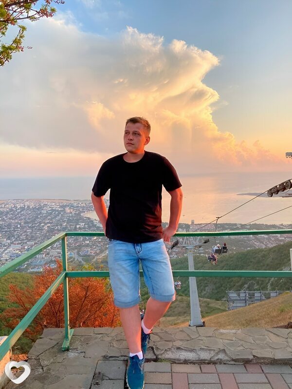 Александр, 30, Донецке — анкета №3101604