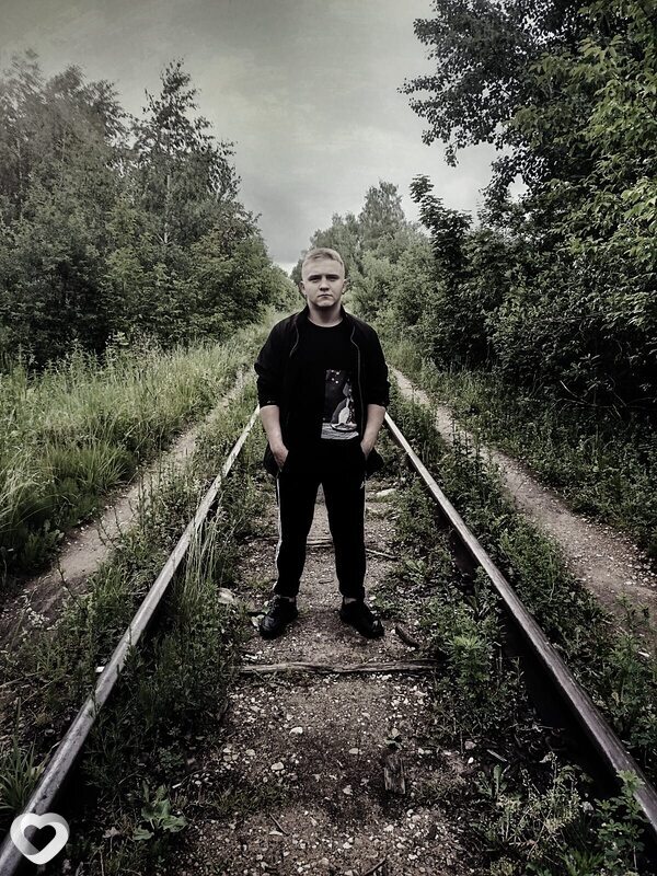 Илья, 22, Москве — анкета №3101696