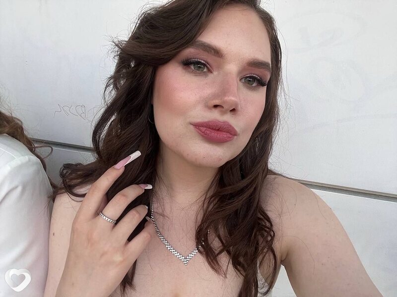 Арина, 20, Москве — анкета №3101716