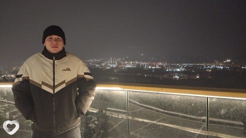 Андрей, 19, Канске — анкета №3101815