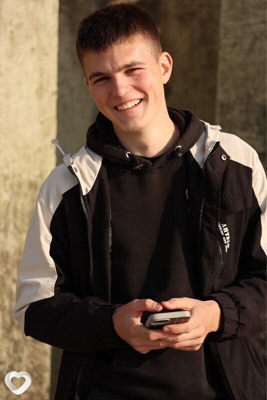 Макс, 19, Калининграде — анкета №3102295