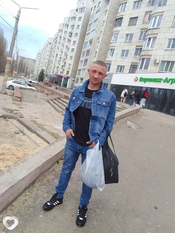 Андрей, 32, Донецке — анкета №3102750