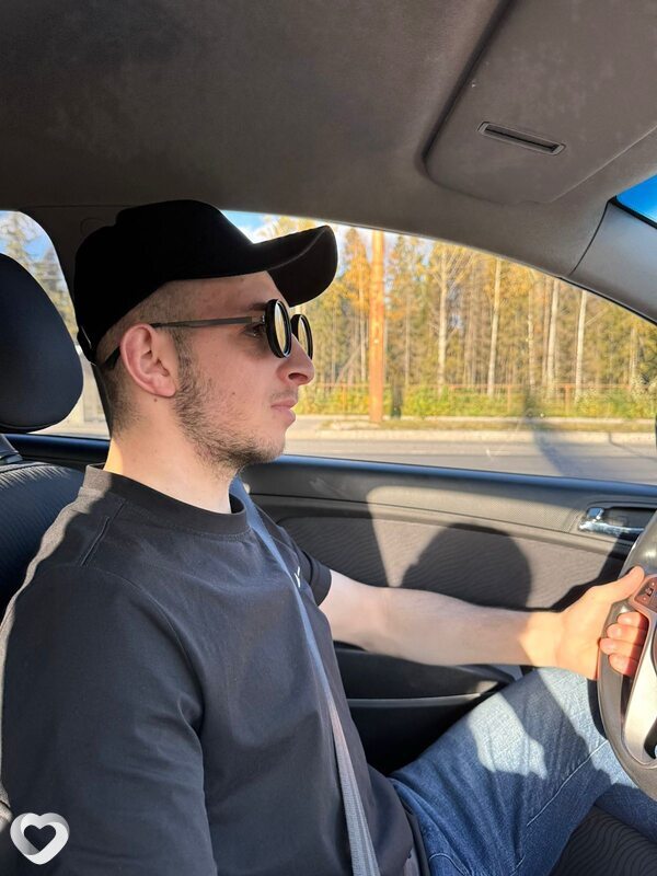 Артур, 24, Петрозаводске — анкета №3103560