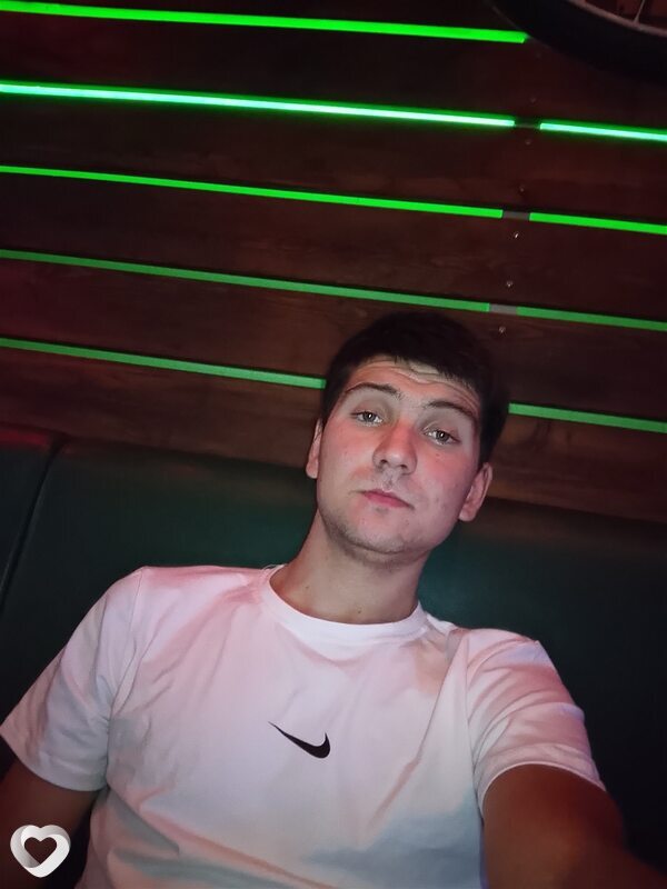Алексей, 21, Энгельсе — анкета №3104229