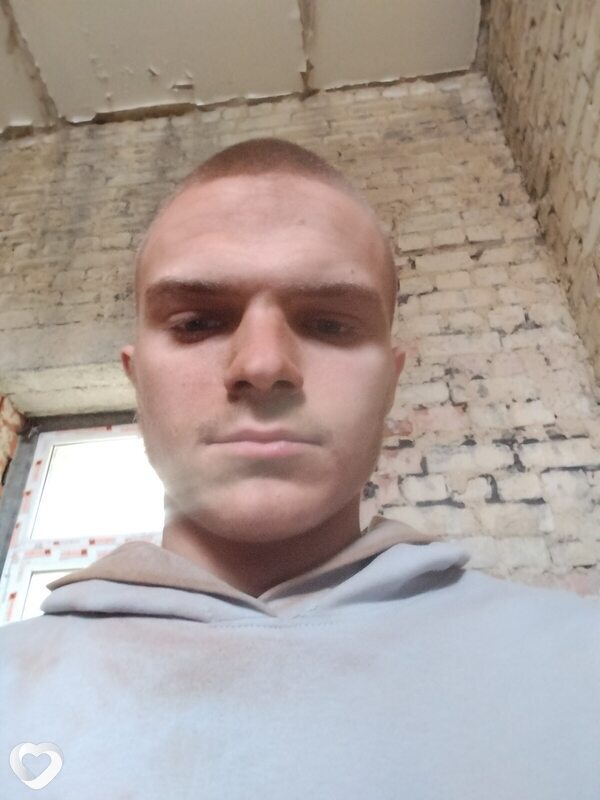 Николай, 19, Донецке — анкета №3104543