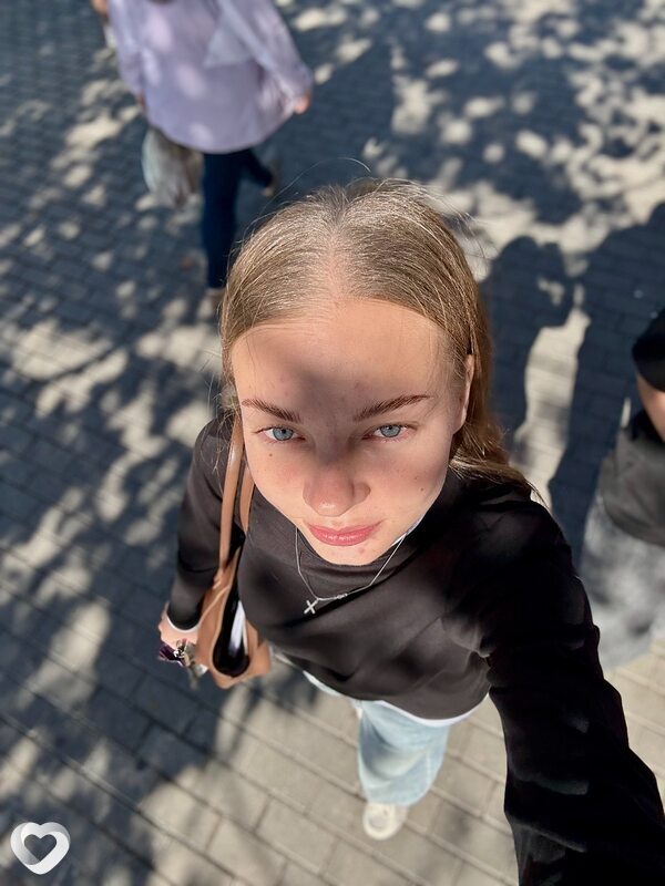 Эвелина, 19, Севастополе — анкета №3105229