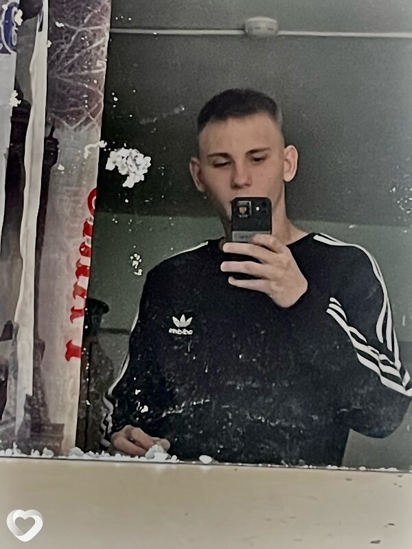 Виталик, 20, Красноярске — анкета №3105254