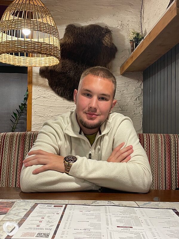 Александр, 21, Орёл — анкета №3106658