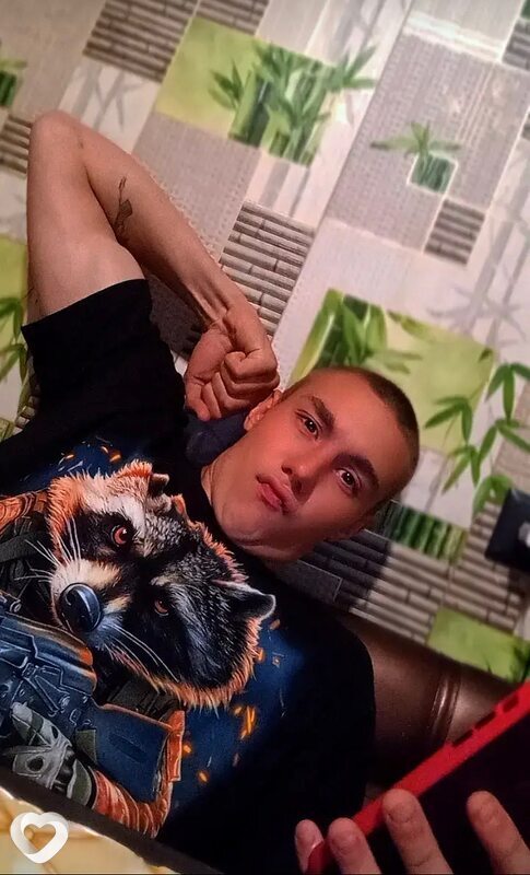Глеб, 20, Минске — анкета №3106373