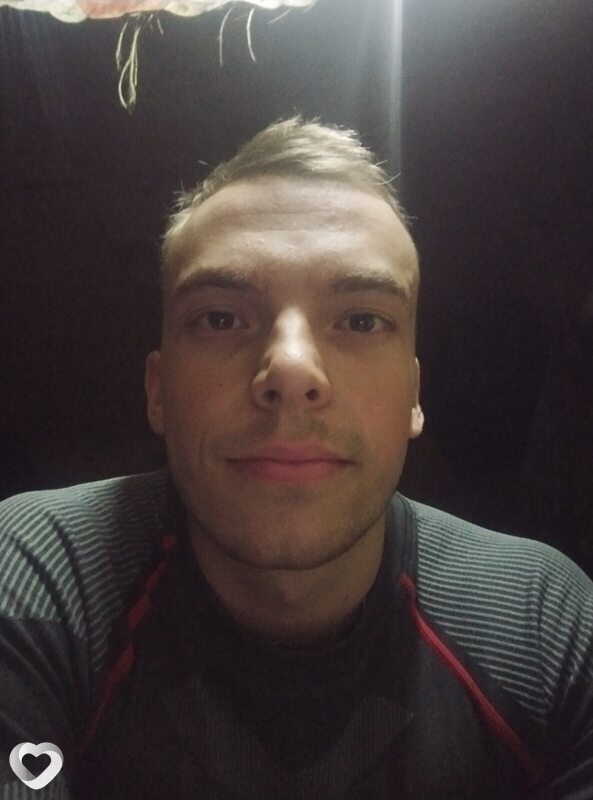 Кирилл, 25, Армянске — анкета №3106376