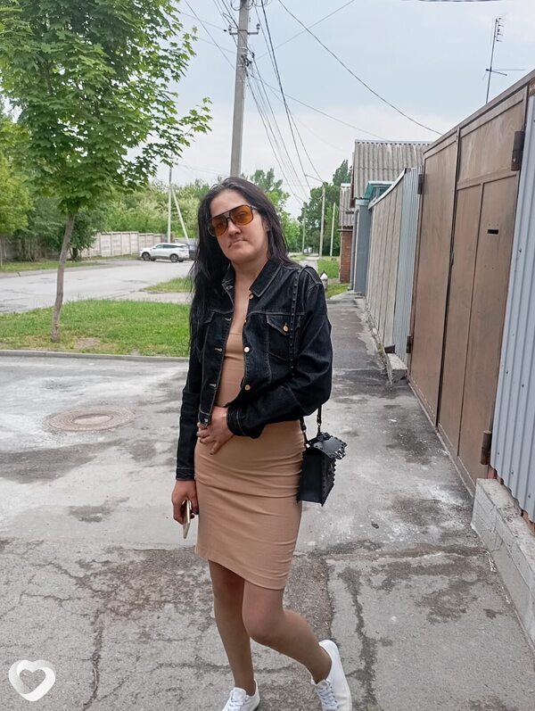 Юля, 40, Ростове-на-Дону — анкета №3106427