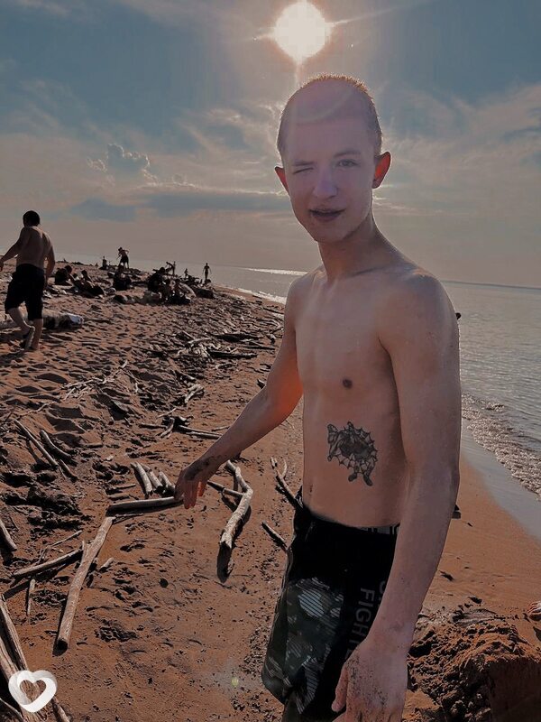 Евгений, 20, Анапе — анкета №3107733