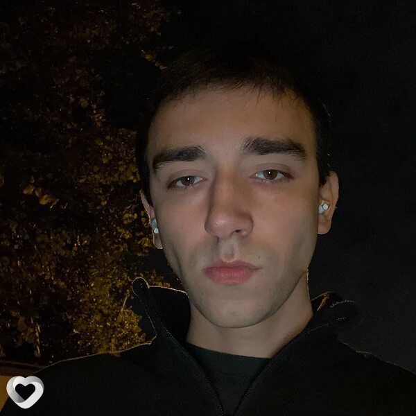 Артём, 24, Москве — анкета №3107677