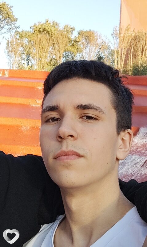 Михаил, 19, Краснодаре — анкета №3109586