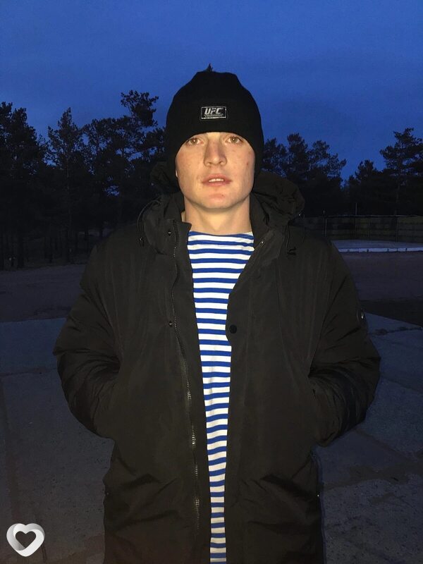 Толя, 27, Чите — анкета №3110138