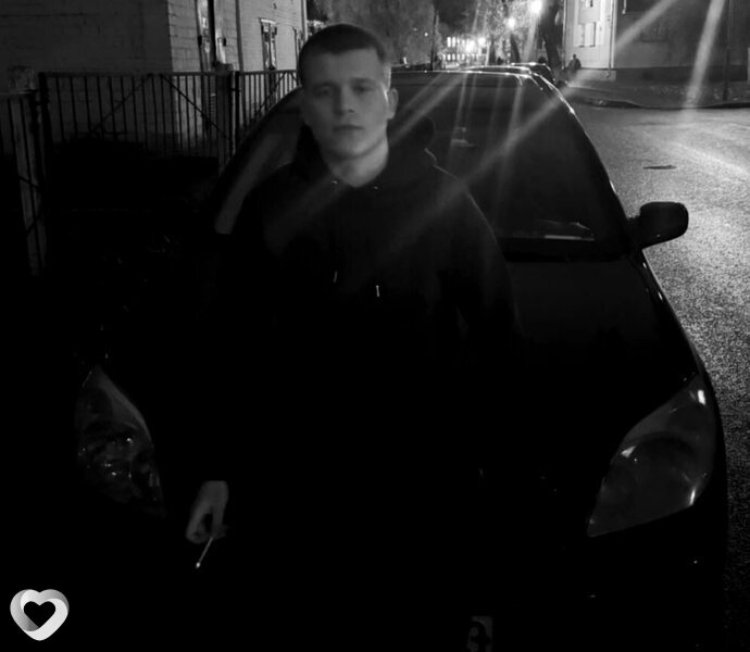 Игорь, 22, Калинковичах — анкета №3110226