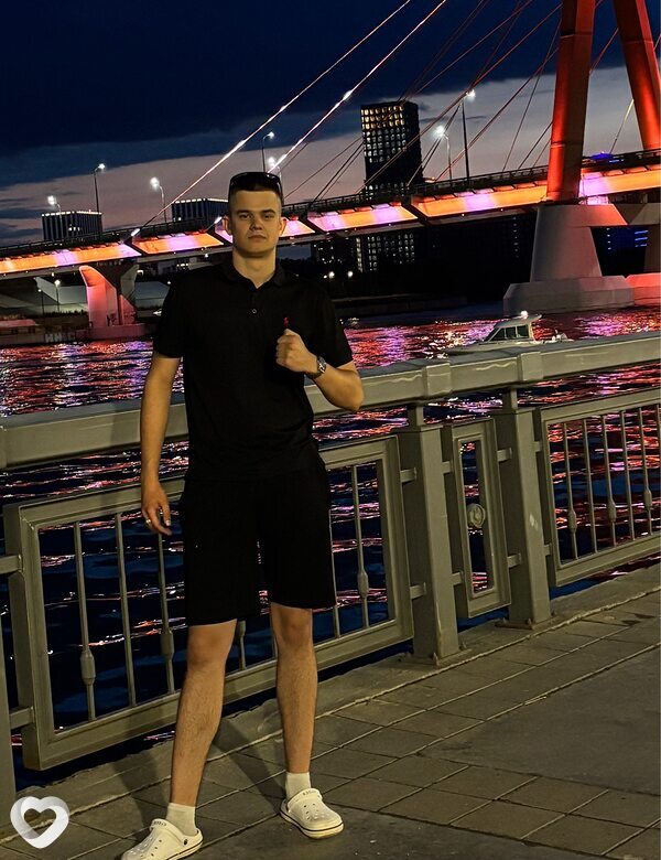 Даниил, 21, Казани — анкета №3111376
