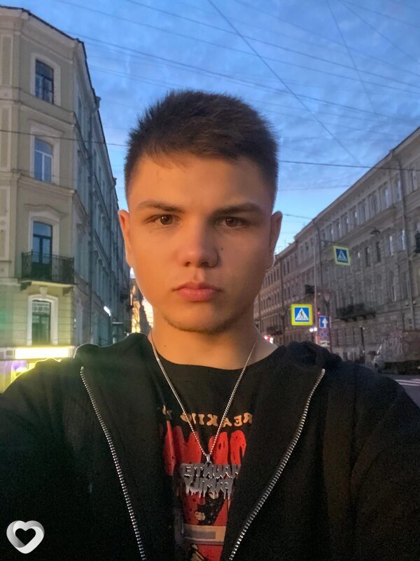 Анатолий, 20, Воронеже — анкета №3111662