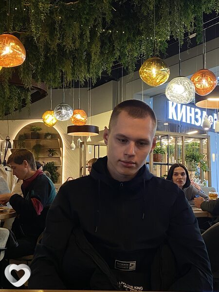 Денис, 19, Барнауле — анкета №3112699