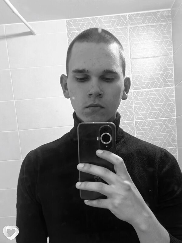 Александр, 22, Благовещенске — анкета №3113139