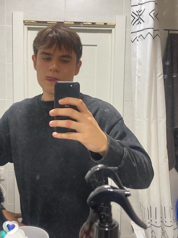 Андрей, 22, Новосибирске — анкета №3113557
