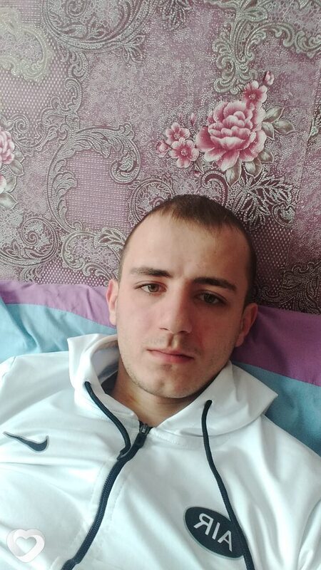 Максим, 21, Хабаровске — анкета №3113586