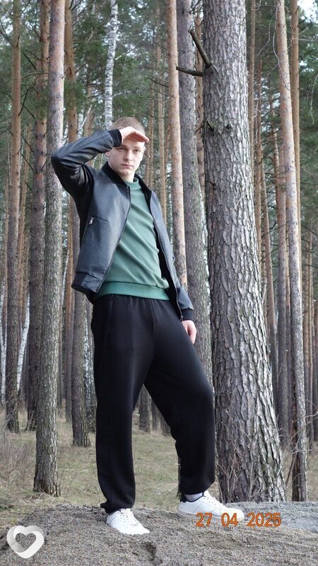 Макс, 21, Заречном — анкета №3113604