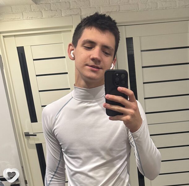 Артур, 20, Полоцке — анкета №3114610