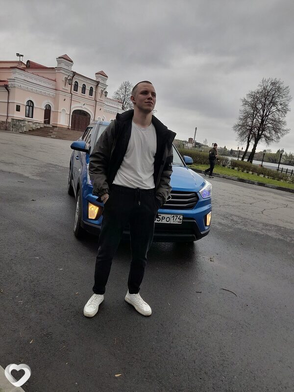 Павел, 22, Ханты-Мансийске — анкета №3115608