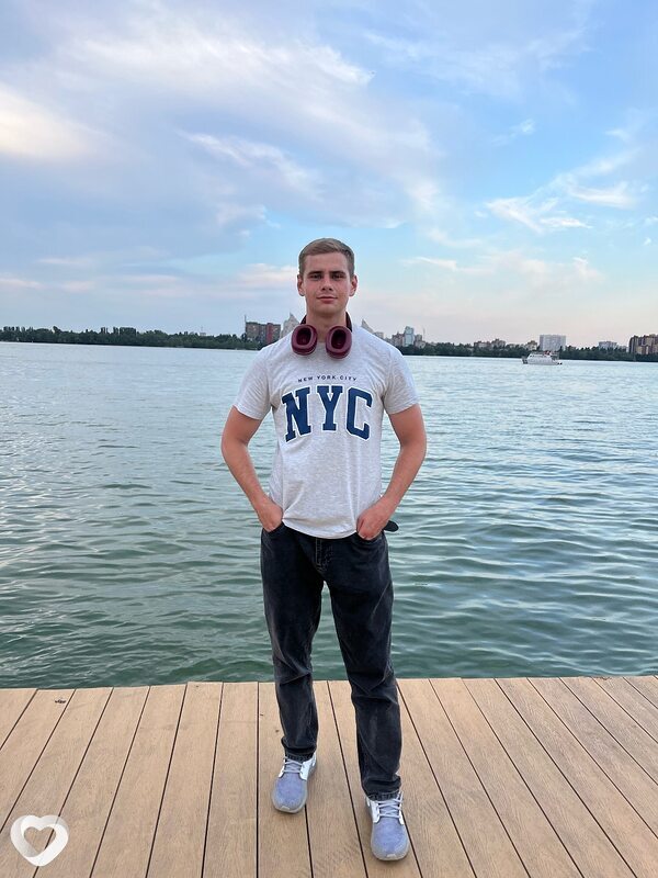 Александр, 26, Мурманске — анкета №3115935