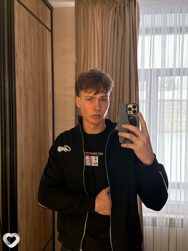 Евген, 22, Витебске — анкета №3116459