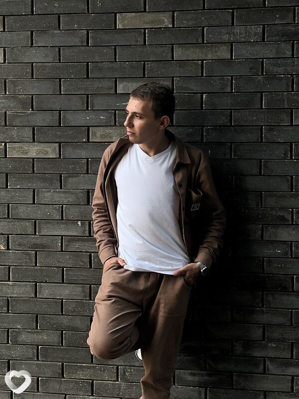 Виталий, 23, Невинномысске — анкета №3116572