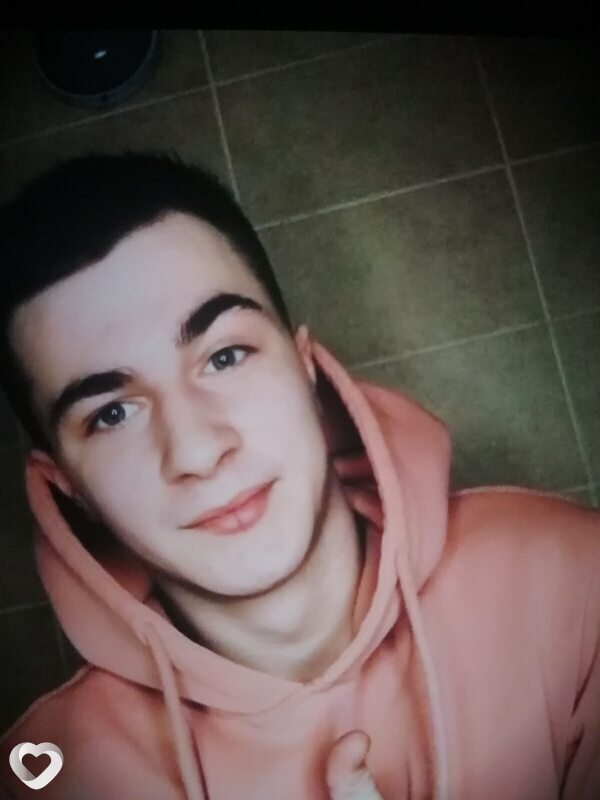 Сережа, 26, Барнауле — анкета №3117180