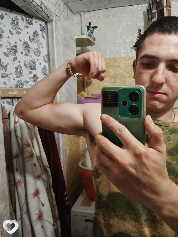 Сергей, 21, Волгодонске — анкета №3117343