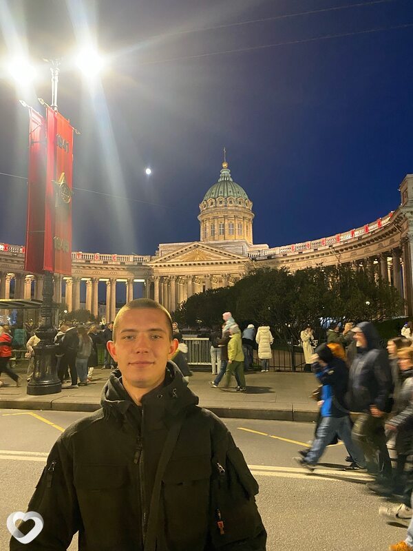 Артем, 24, Луганске — анкета №3118352