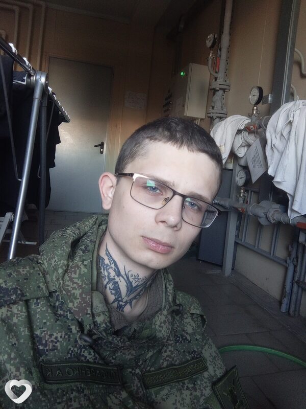 Артем, 21, Ростове-на-Дону — анкета №3118604