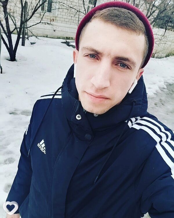 Юра, 26, Москве — анкета №3118614