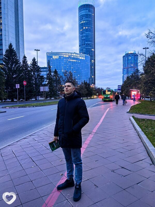 Евгений, 28, Екатеринбурге — анкета №3120143