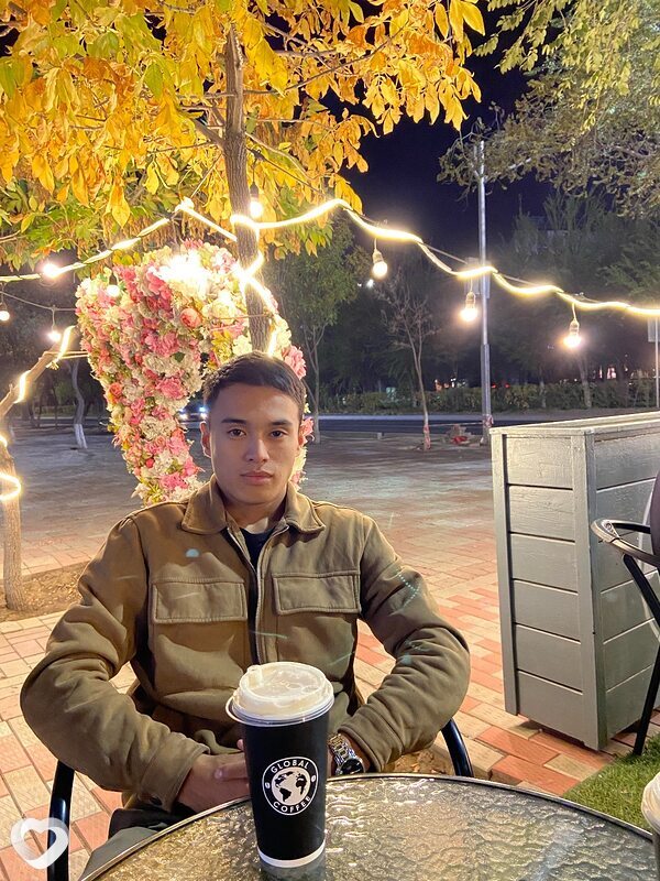 Bekzat, 21, Атырау(гурьев) — анкета №3120693